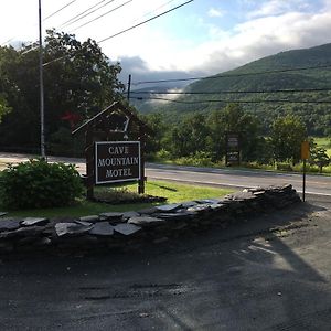 Cave Mountain Motel